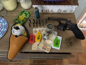 WhatsApp-Image-2026-03-06-at-07.41.36-300x225 Polícia Civil desarticula grupo criminoso que vendia drogas sintéticas em festas eletrônicas em MT